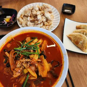 백년돌판짜장교동짬뽕 사진