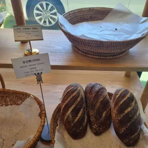 봄밀베이커리 리뷰 사진