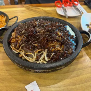 돌짜장먹는날 사진