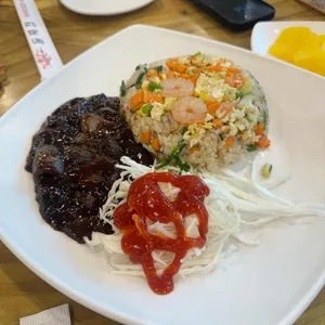 돌짜장먹는날 사진