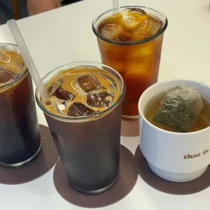 댓이즈커피 사진