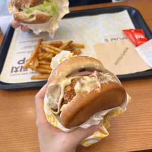 맘스터치 사진