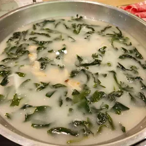 초담미역전골 사진