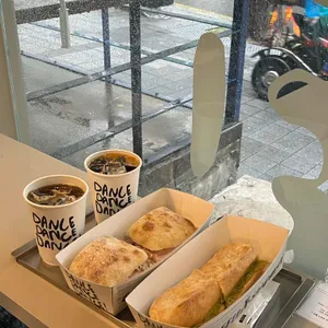 댄스댄스댄스 대표 사진
