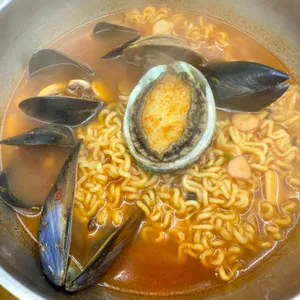 정동진 고기랑조개랑 사진