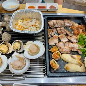 정동진 고기랑조개랑 사진