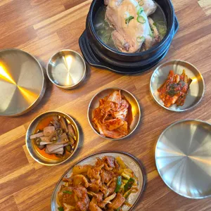 사과나무백숙 사진