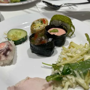 애슐리퀸즈 사진