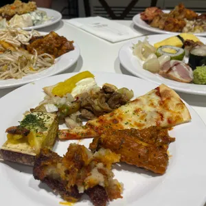 애슐리퀸즈 사진