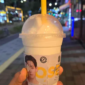 컴포즈커피 사진