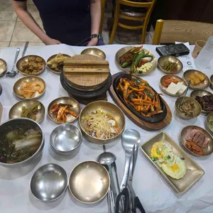 산아래 대표 사진