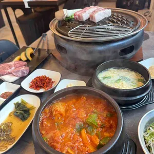 육심가 대표 사진