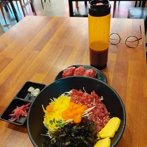 육초연 대표 사진