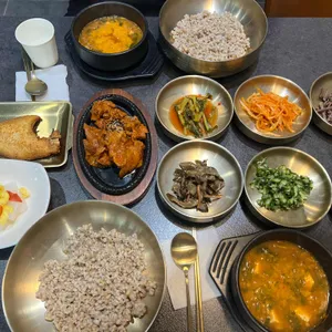 진순이네 꽁당보리밥 사진