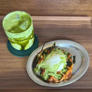 미스틱래빗 사진