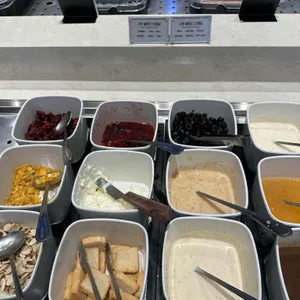 애슐리퀸즈 사진
