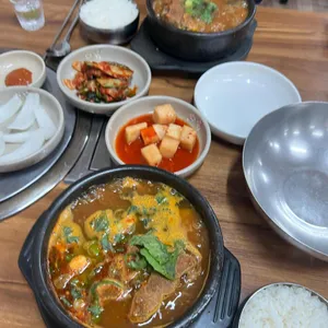 24시 용산원조감자탕 대표 사진