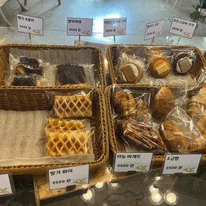 낙타날다 사진