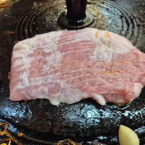 깡쓰리왕솥뚜껑 김치삼겹살 대표 사진