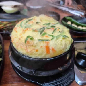 깡쓰리왕솥뚜껑 김치삼겹살 사진