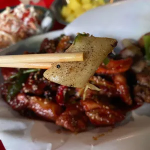 치킨플러스 대표 사진