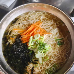 정인국수 사진