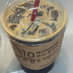 탐앤탐스 사진 2