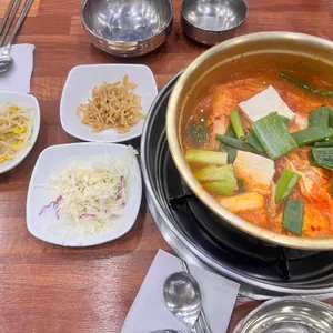 유성돌솥밥찌개마을 사진