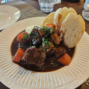 MAERYO TABLE 사진