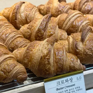 온더브레드 사진