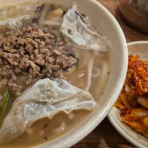 명동교자 대표 사진