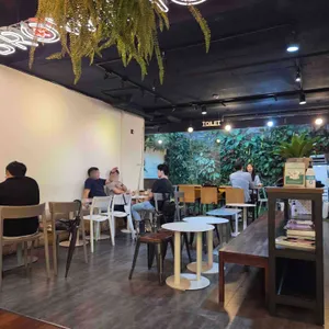 브라운홀릭 리뷰 사진