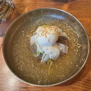 육쌈냉면 대표 사진