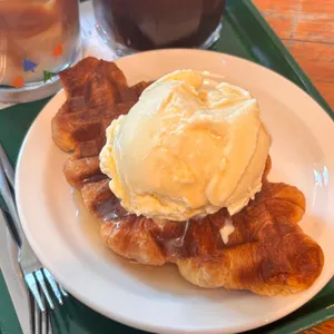 엣마우 대표 사진