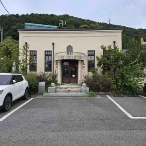 예술가의 정원 리뷰 사진