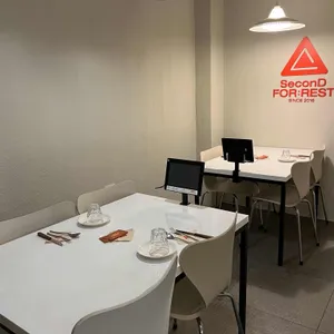 세컨디포레스트 리뷰 사진