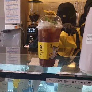 메가커피 리뷰 사진