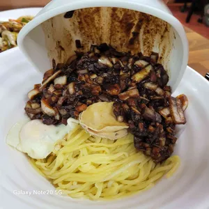 여빈 사진