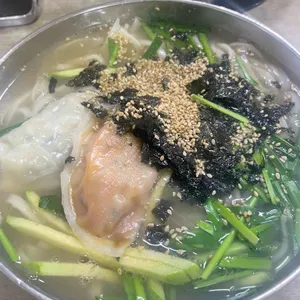 할머니손칼국수 대표 사진