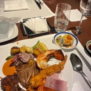 부산롯데호텔 라세느 사진
