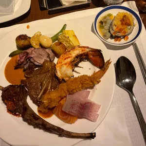 부산롯데호텔 라세느 사진