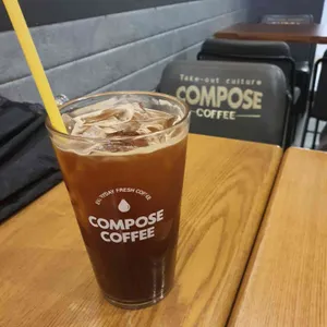 컴포즈커피 사진