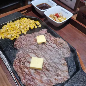 마초 스테이크 사진