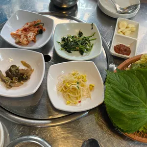 산청엔흑돼지 사진