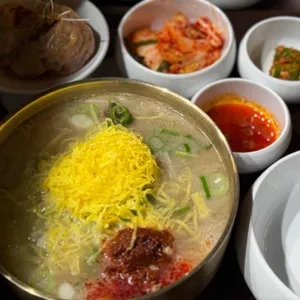 평이담백 뼈칼국수 사진 1