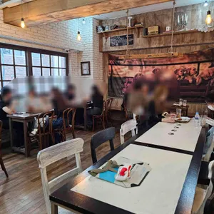 베통 성수 플래그십 리뷰 사진