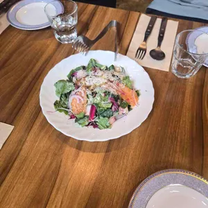 떼르세로 코스테스 대표 사진