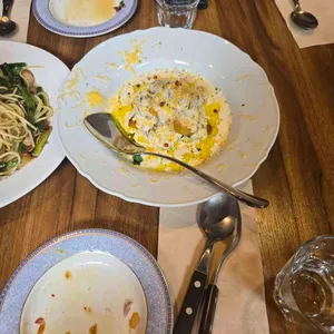 떼르세로 코스테스 사진