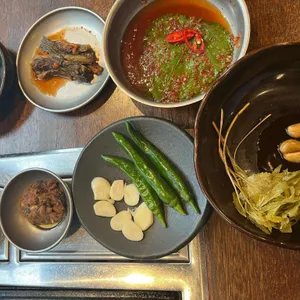 엄용백 돼지구이집 사진