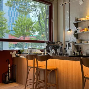 피오 대표 사진